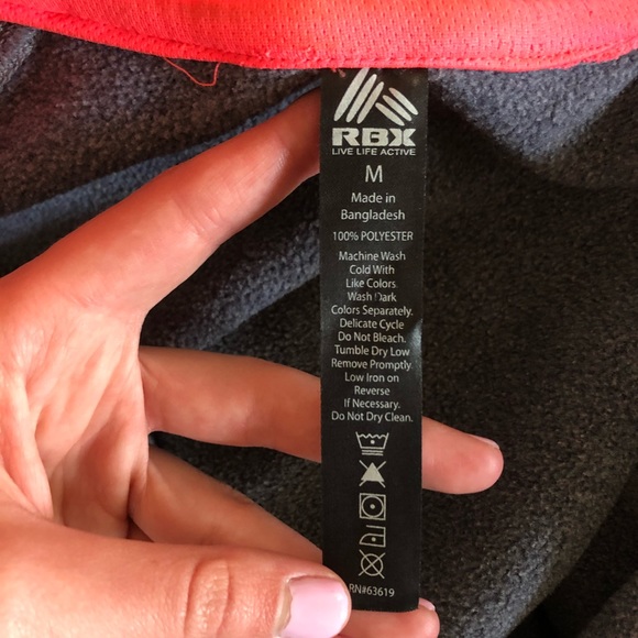 RBX grey/pink active zip up sweatshirt! Size M - Picture 7 of 7